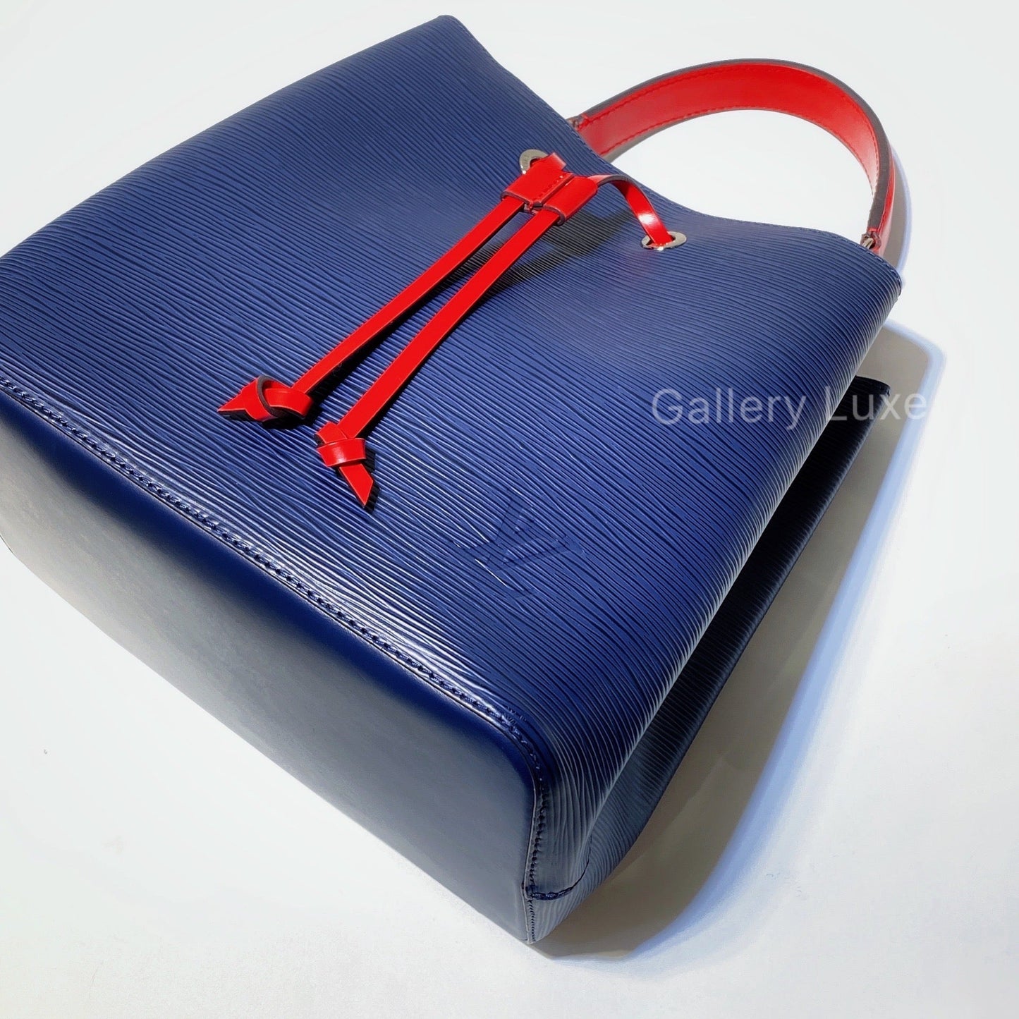No.2809-Louis Vuitton EPI Neonoe