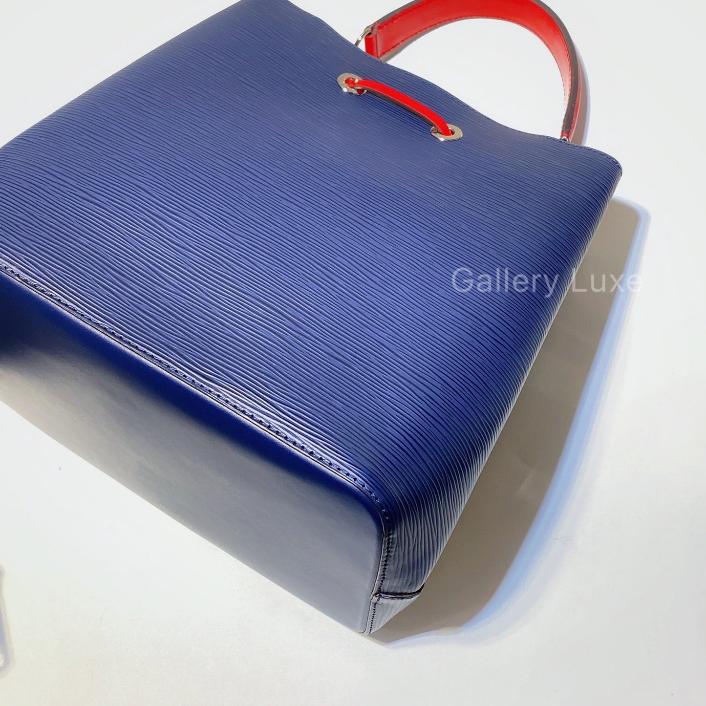 No.2809-Louis Vuitton EPI Neonoe
