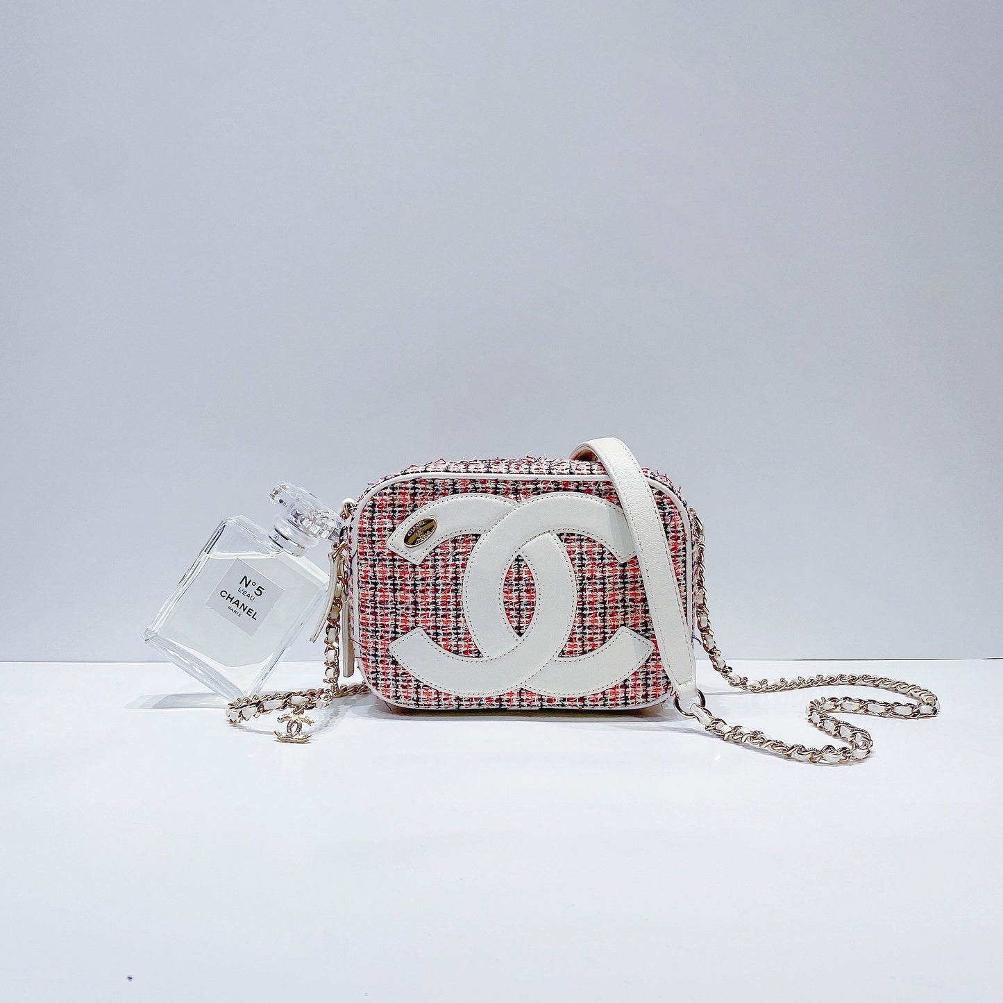 No.3875-Chanel CC Mania Camera Bag