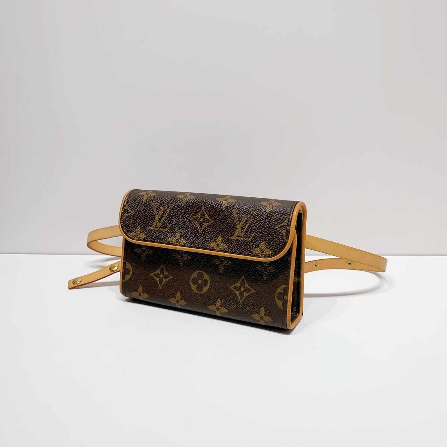 No.4184-Louis Vuitton Monogram Pochette Florentine Belt Bag