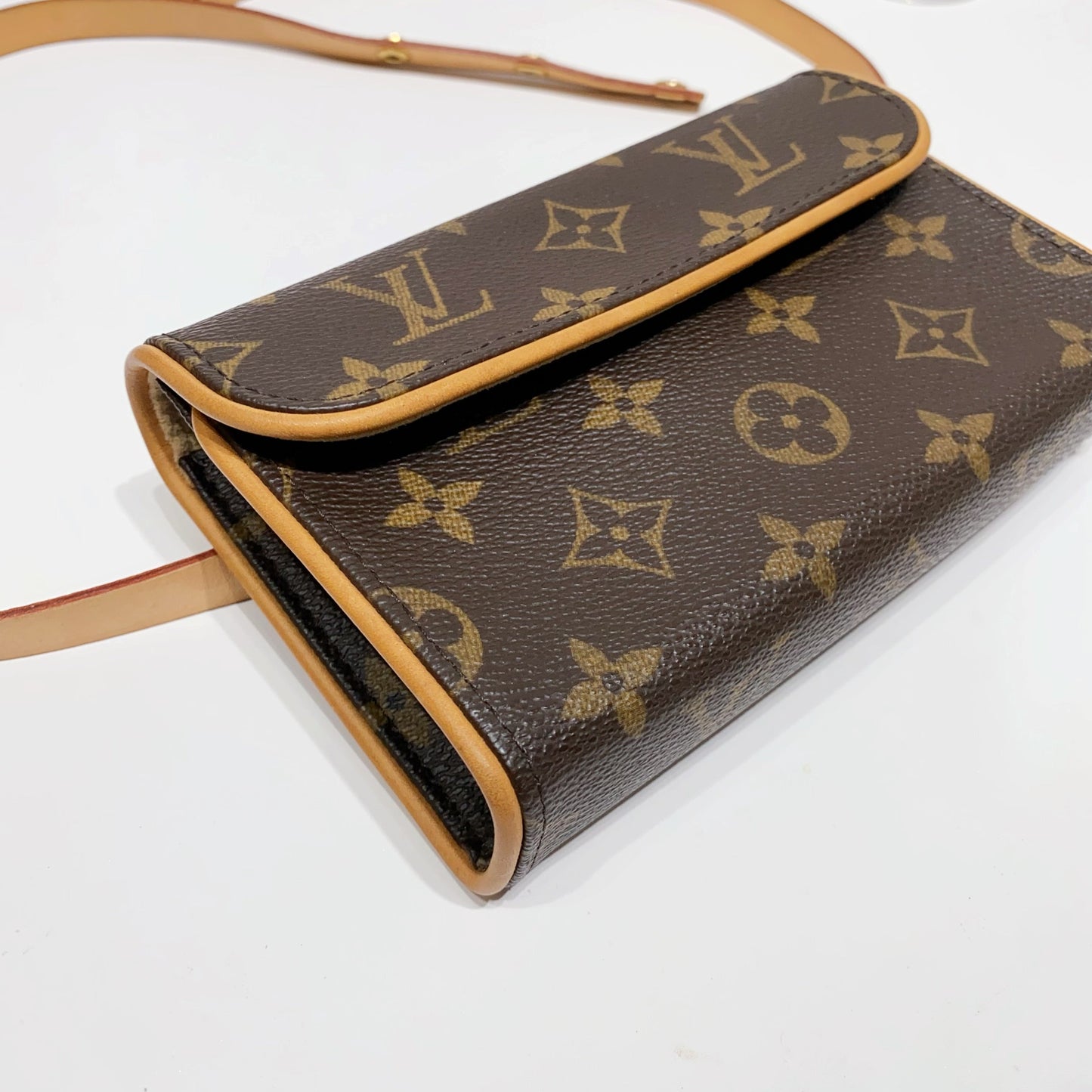 No.4184-Louis Vuitton Monogram Pochette Florentine Belt Bag