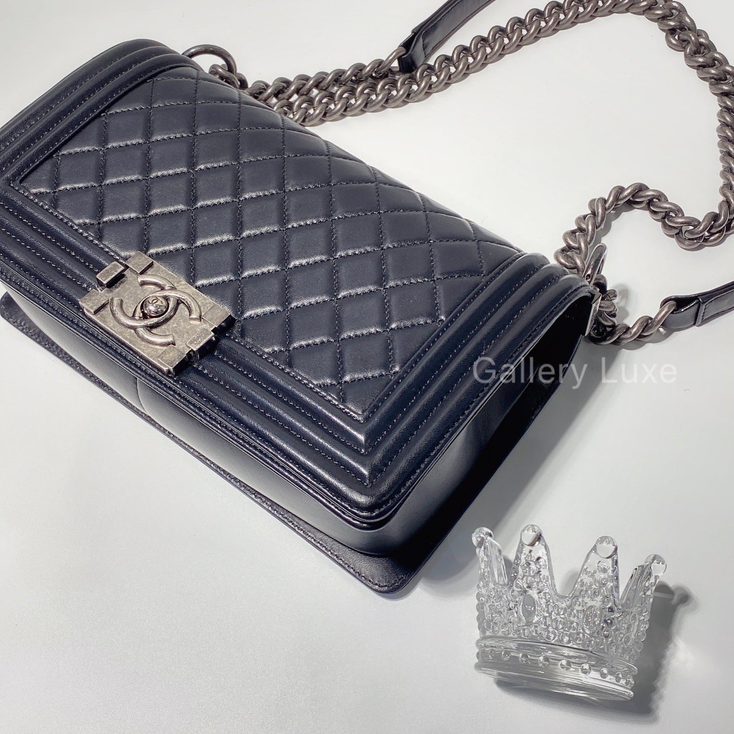 No.2507-Chanel Boy 25cm