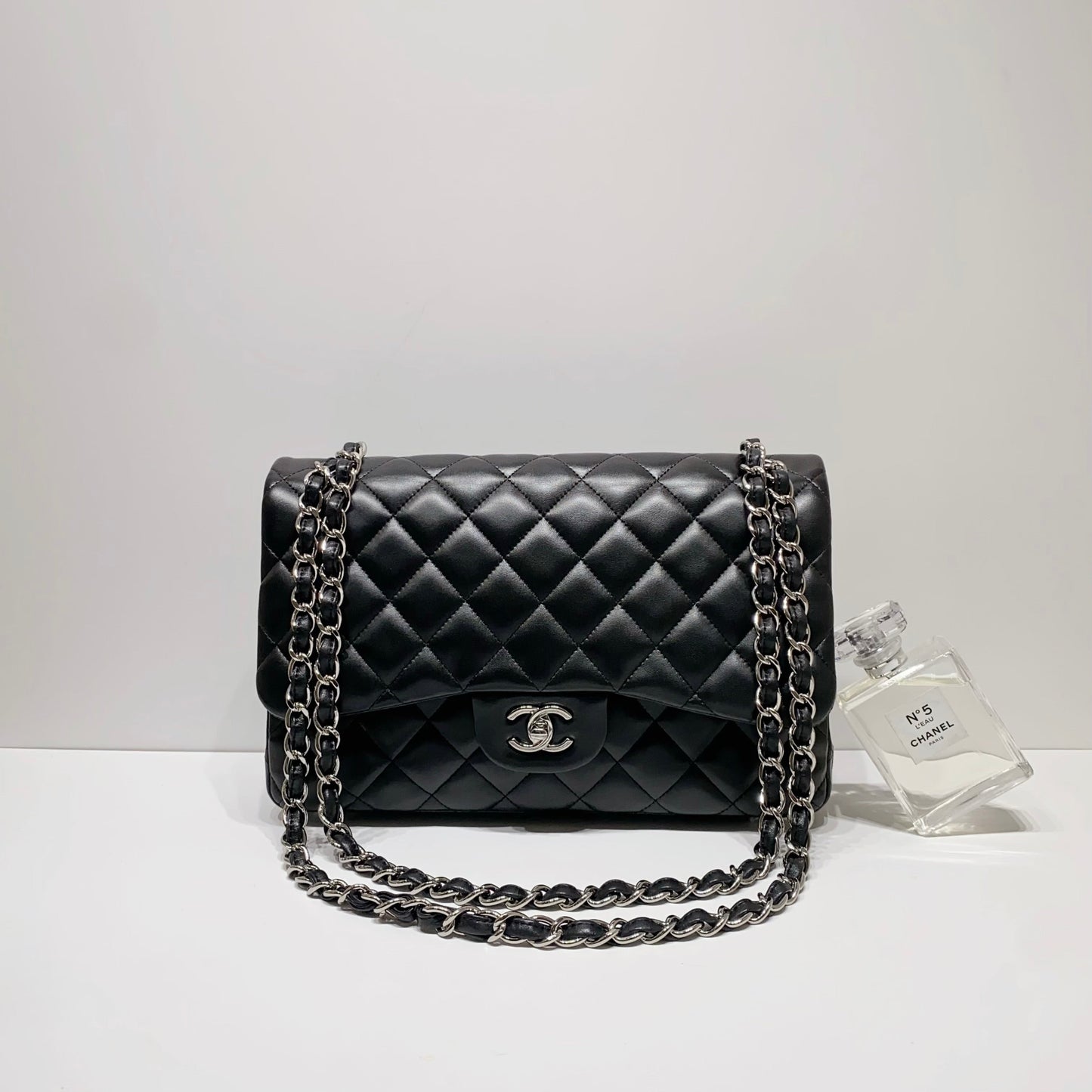 No.4191-Chanel Lambskin Classic Jumbo Double Flap Bag