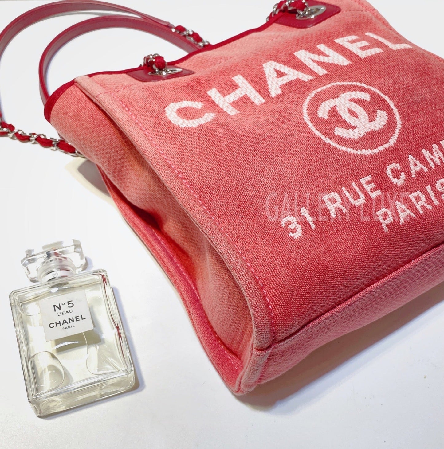 No.3131-Chanel Small Deauville Tote Bag