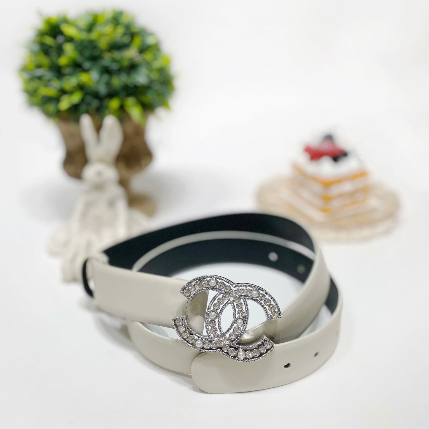 No.4196-Chanel Crystal Pearl & Leather Coco Mark Belt