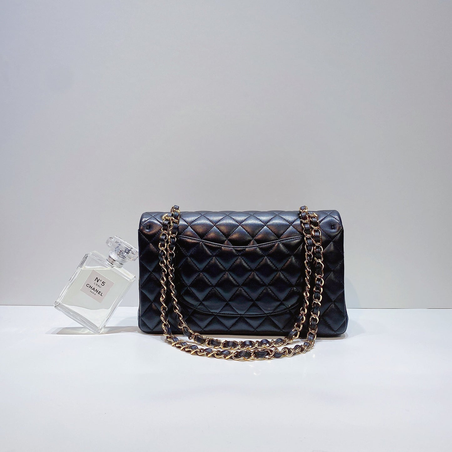 No.3709-Chanel Lambskin Classic Flap Bag 25cm