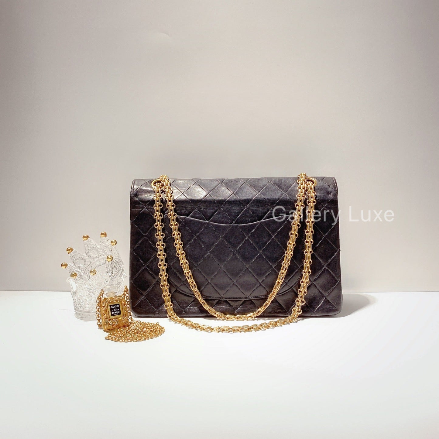 No.2500-Chanel Vintage Lambskin Classic Flap Bag