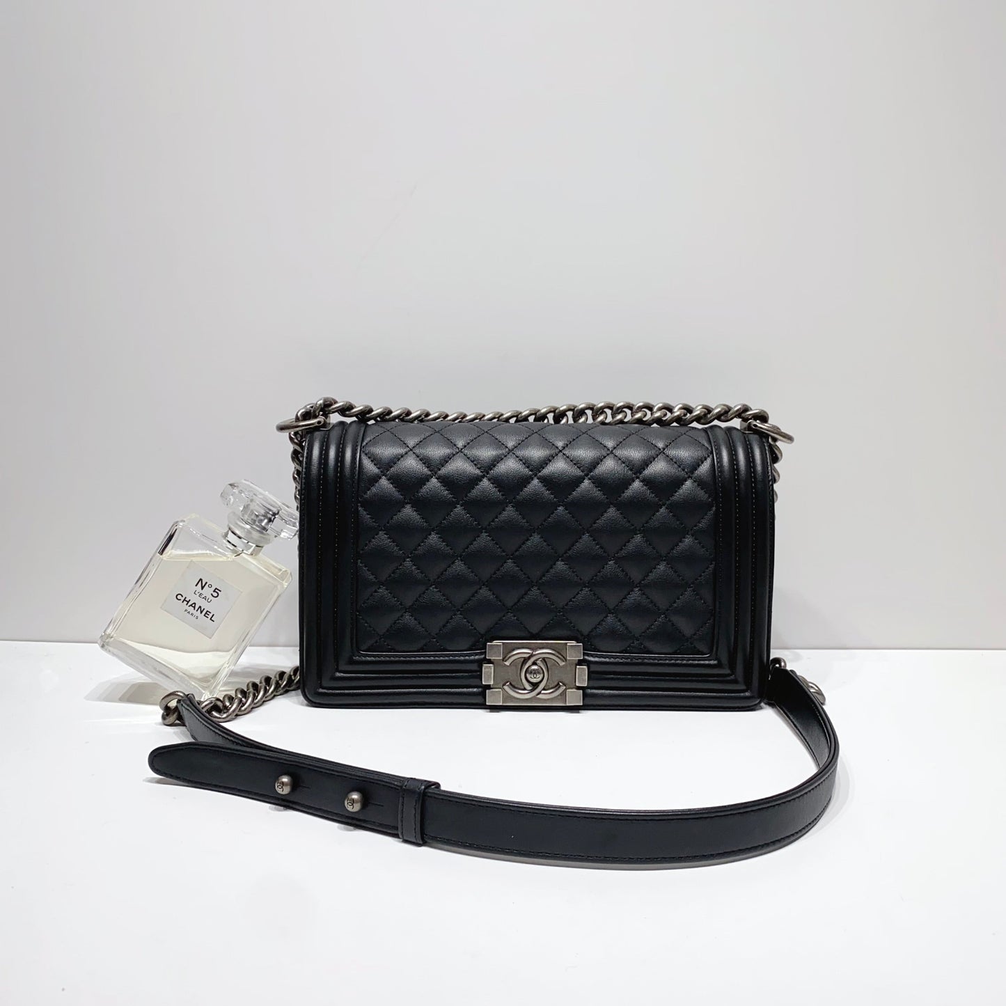 No.4203-Chanel Calfskin Boy 25cm