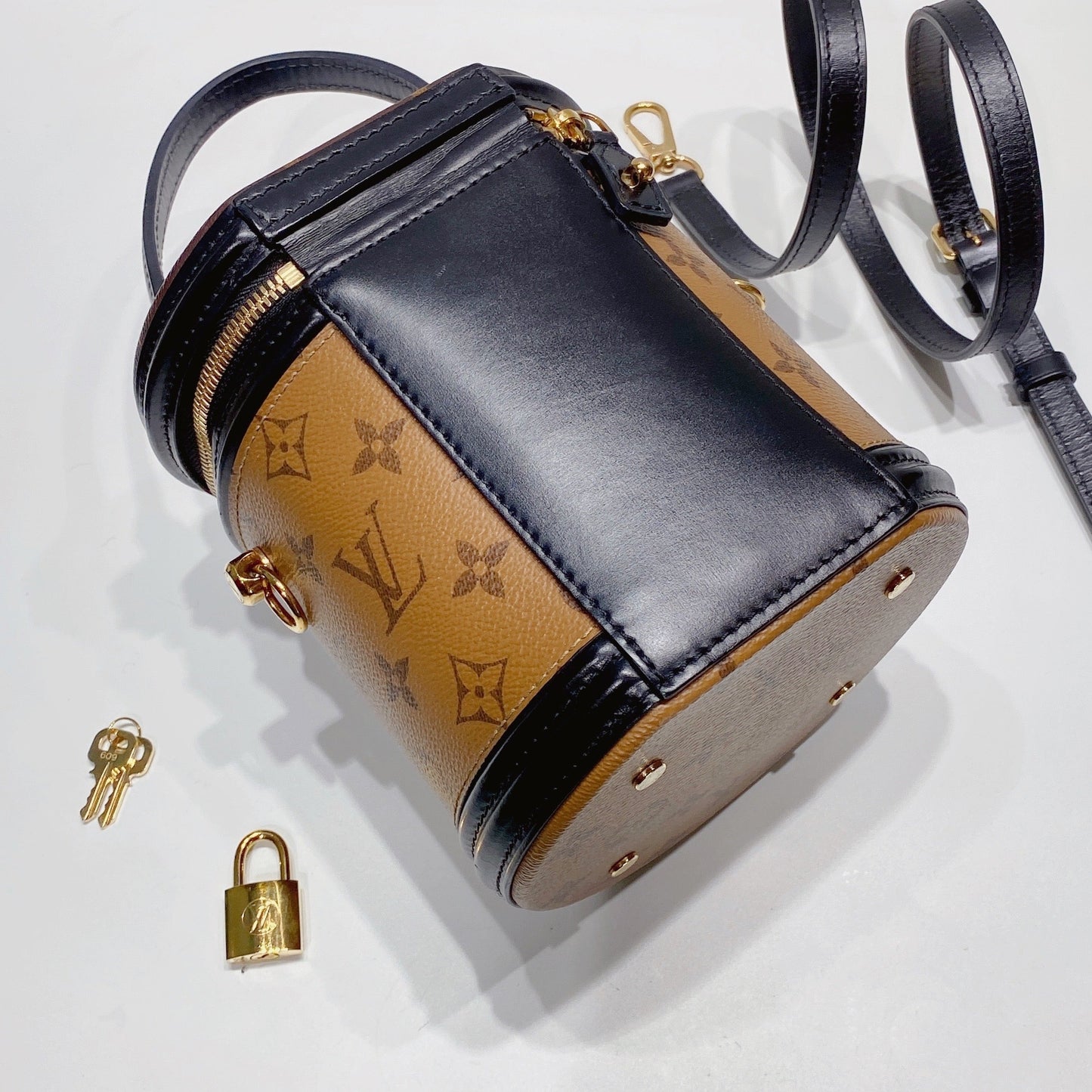 No.3511-Louis Vuitton Monogram Cannes