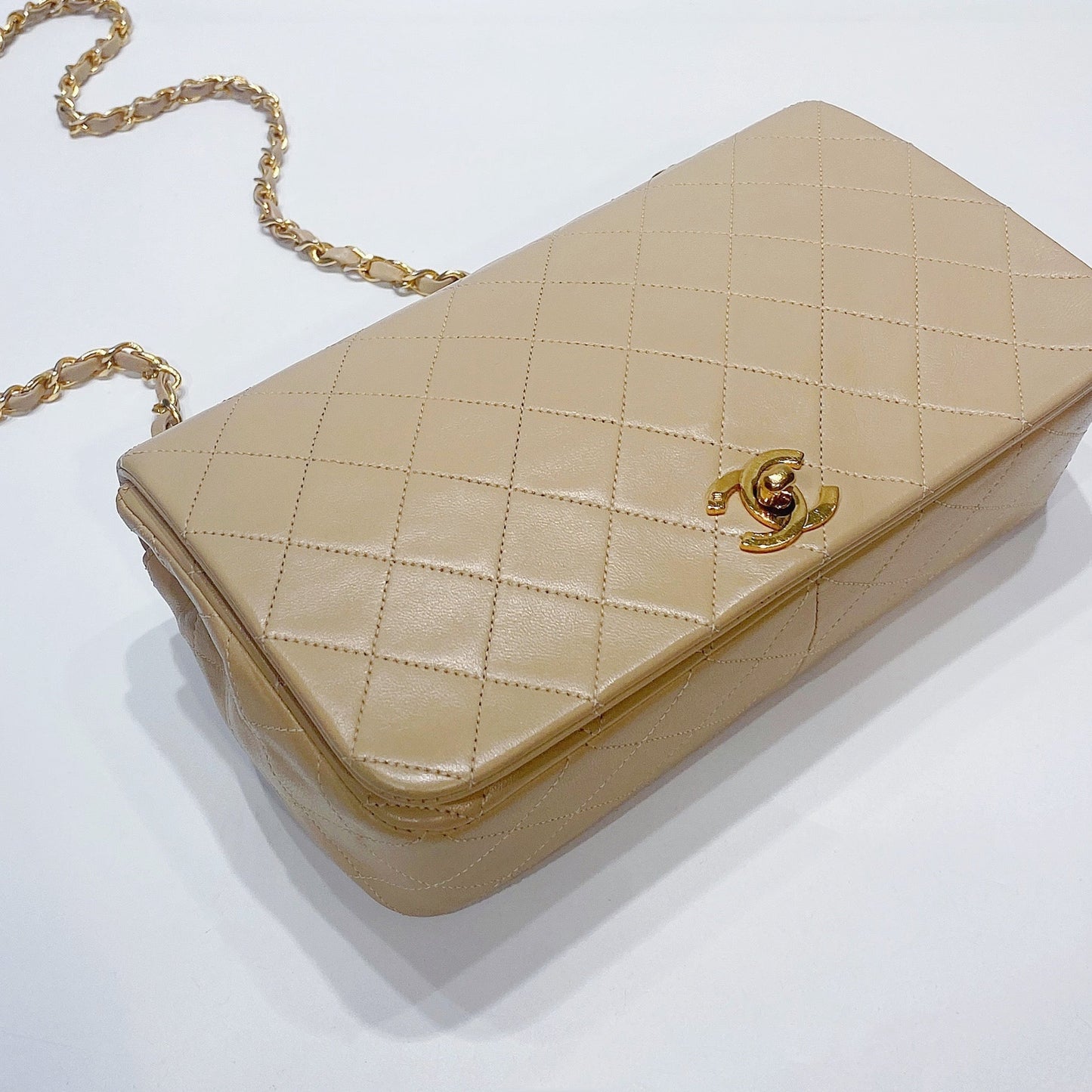 No.3631-Chanel Vintage Lambskin Flap Bag