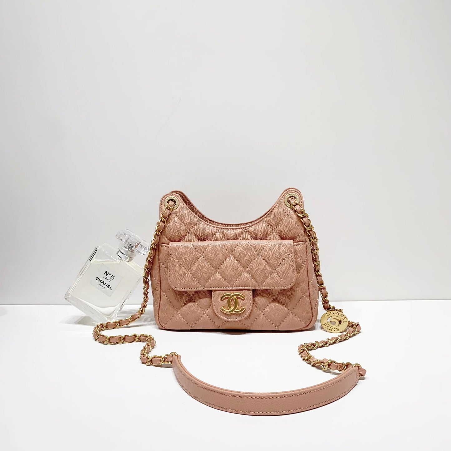 No.4204-Chanel Small Caviar Wavy CC Hobo Bag