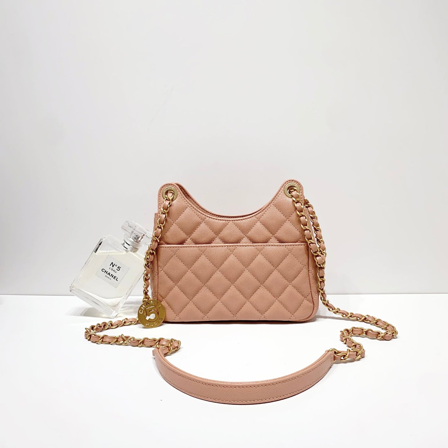 No.4204-Chanel Small Caviar Wavy CC Hobo Bag