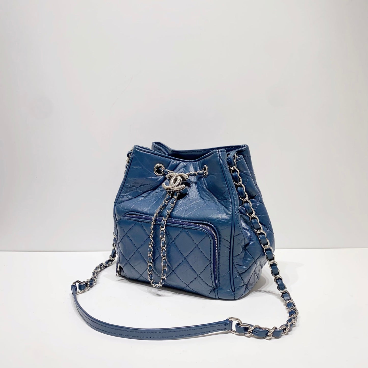 No.4200-Chanel Front Pocket Bucket Bag