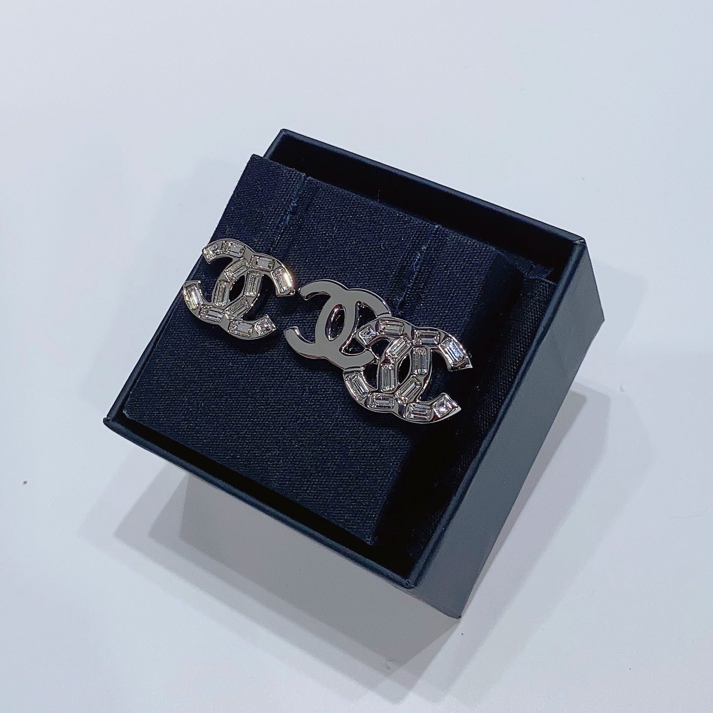 No.3731-Chanel Crystal Double CC Earrings (Brand New / 全新貨品)