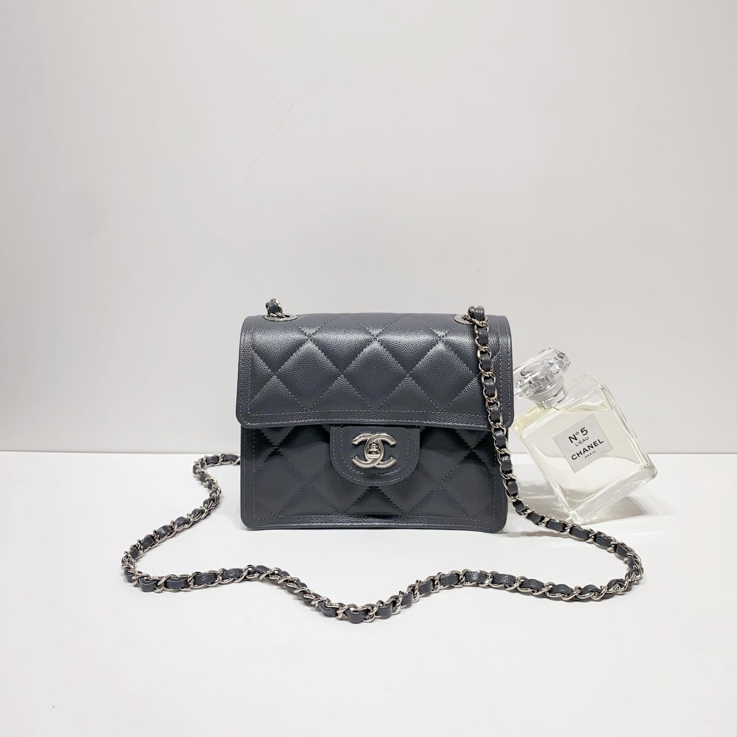No.4228-Chanel Caviar Sweet Classic Mini Flap Bag (Brand New / 全新貨品)