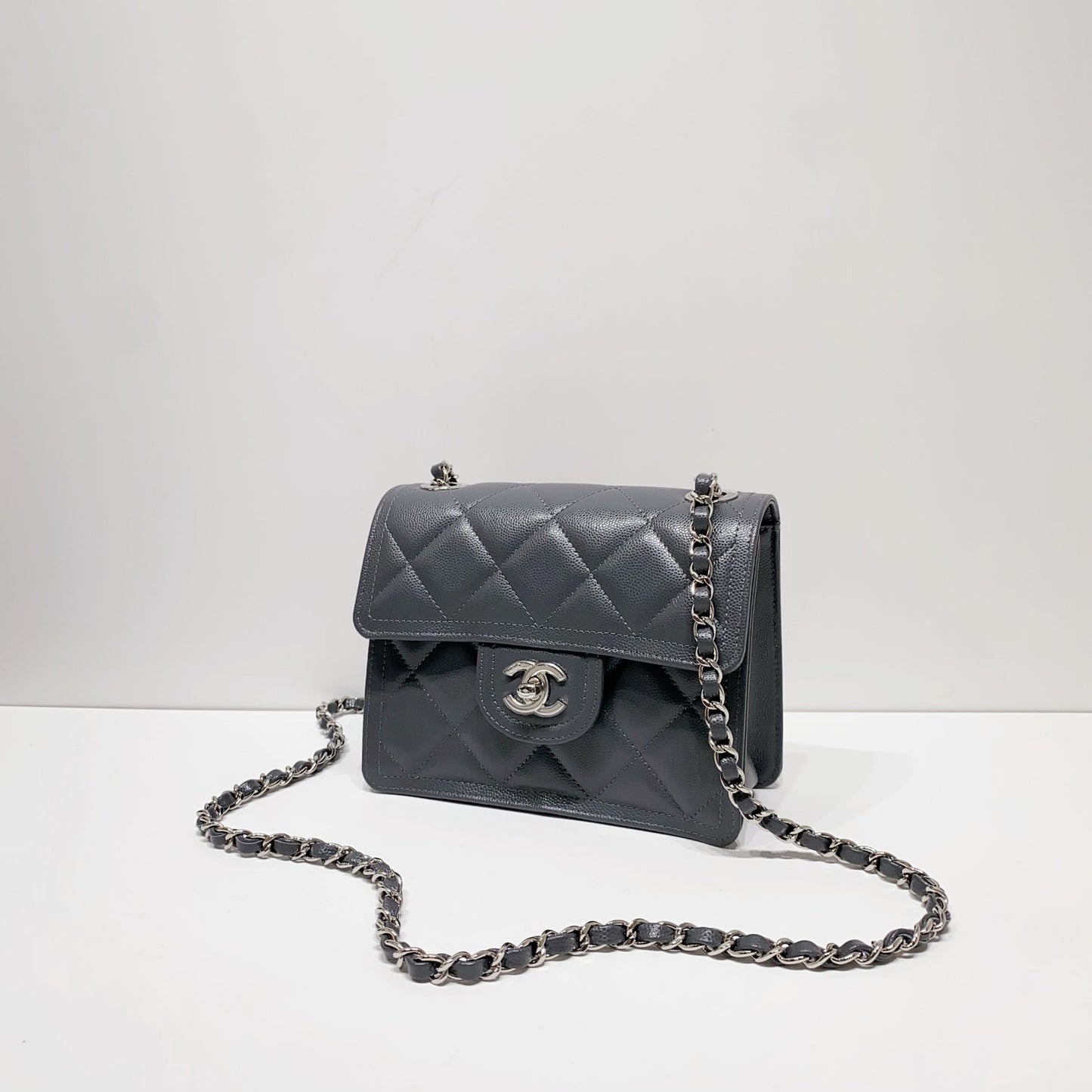 No.4228-Chanel Caviar Sweet Classic Mini Flap Bag (Brand New / 全新貨品)