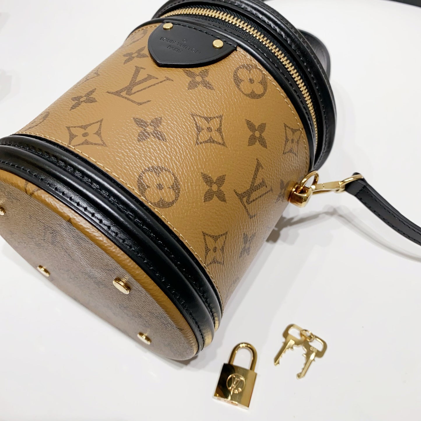 No.4207-Louis Vuitton Monogram Cannes