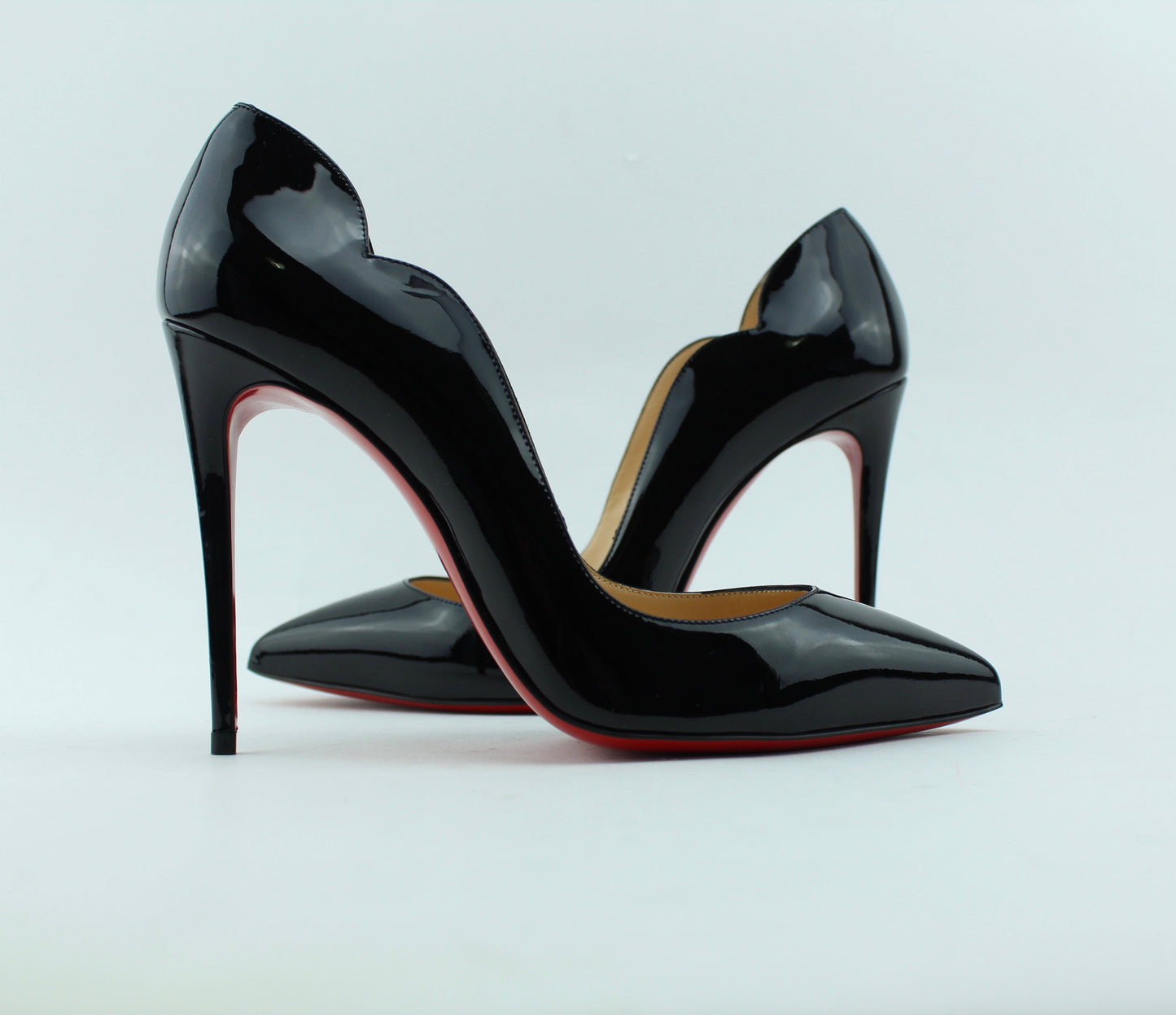 CHRISTIAN LOUBOUTIN HOT CHIC 100mm SIZE 38.5