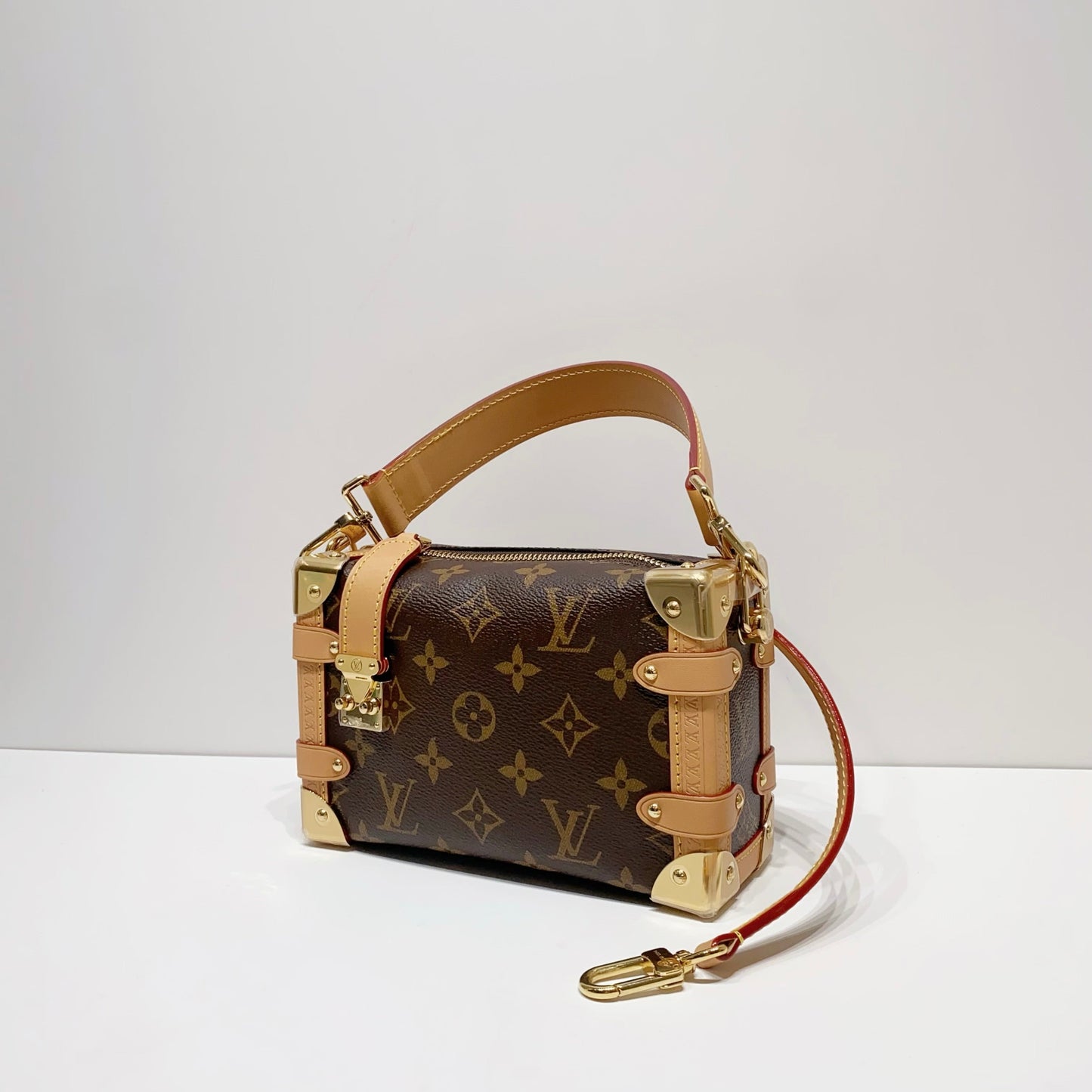 No.001643-1-Louis Vuitton Side Trunk PM