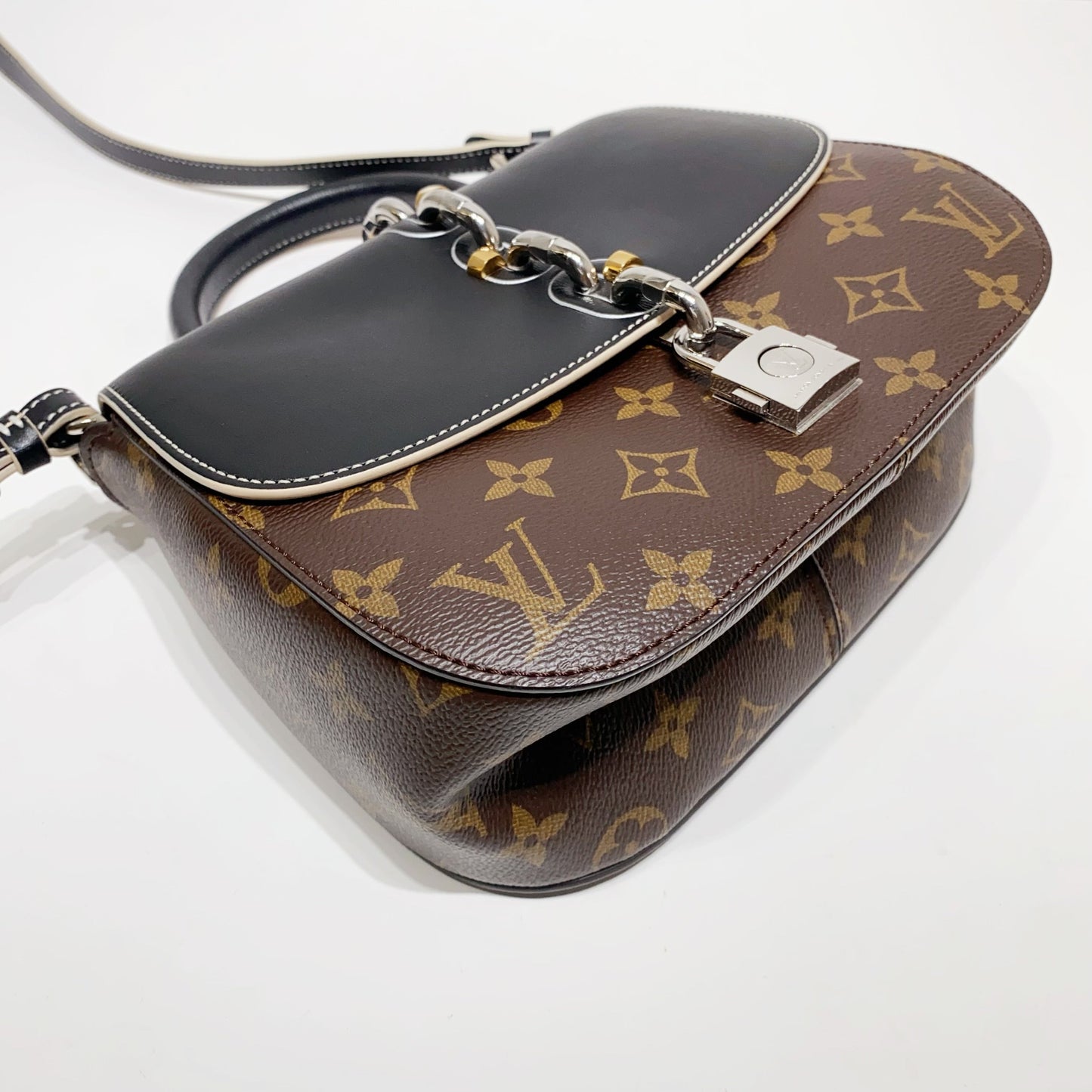 No.4247-Louis Vuitton Chain IT PM