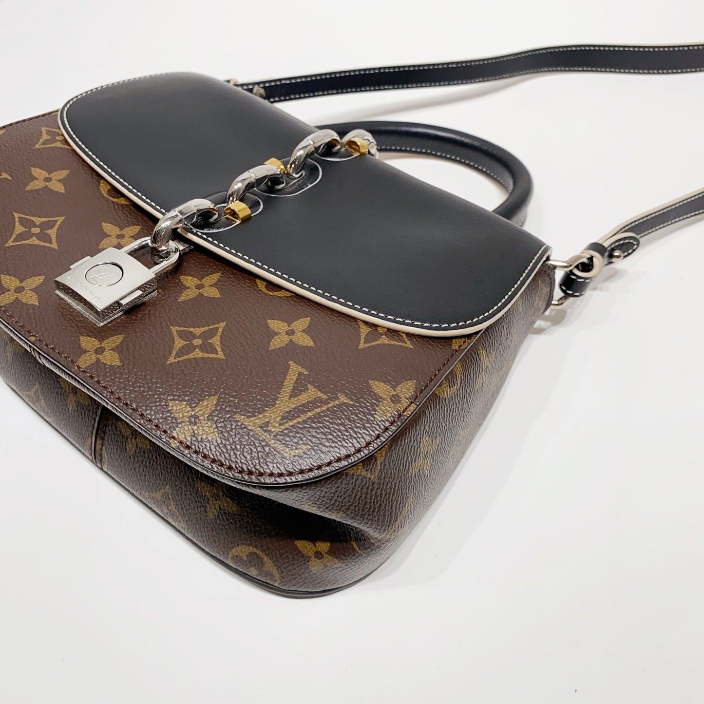 No.4247-Louis Vuitton Chain IT PM