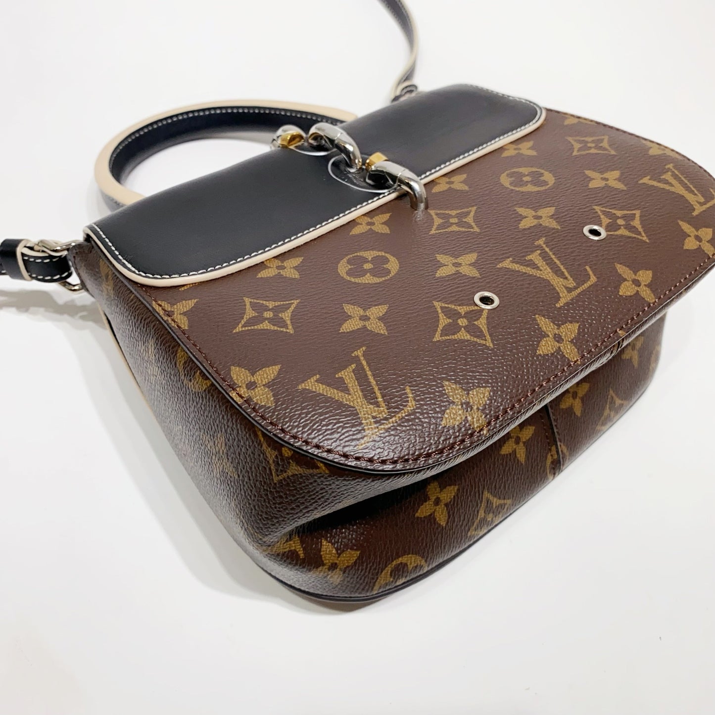 No.4247-Louis Vuitton Chain IT PM