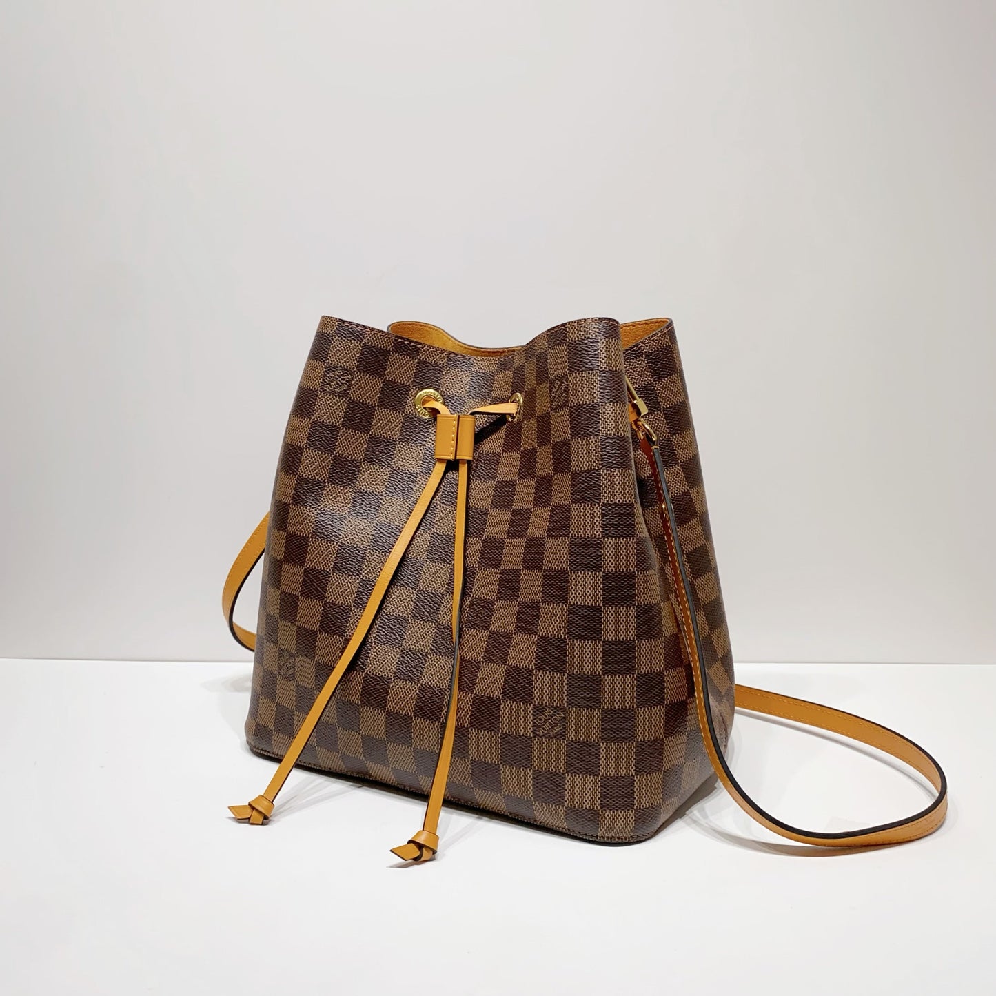 No.4263-Louis Vuitton Damier Azur Neonoe