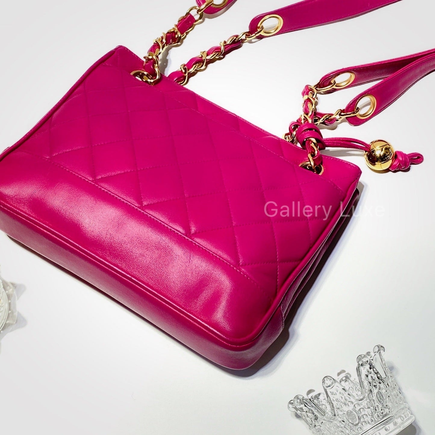 No.2524-Chanel Vintage Lambskin Shoulder Bag
