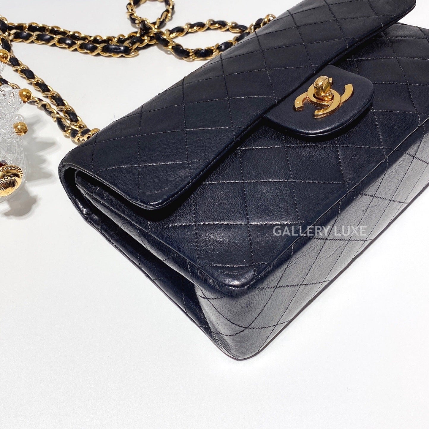 No.2099-Chanel Vintage Lambskin Classic Flap 23cm