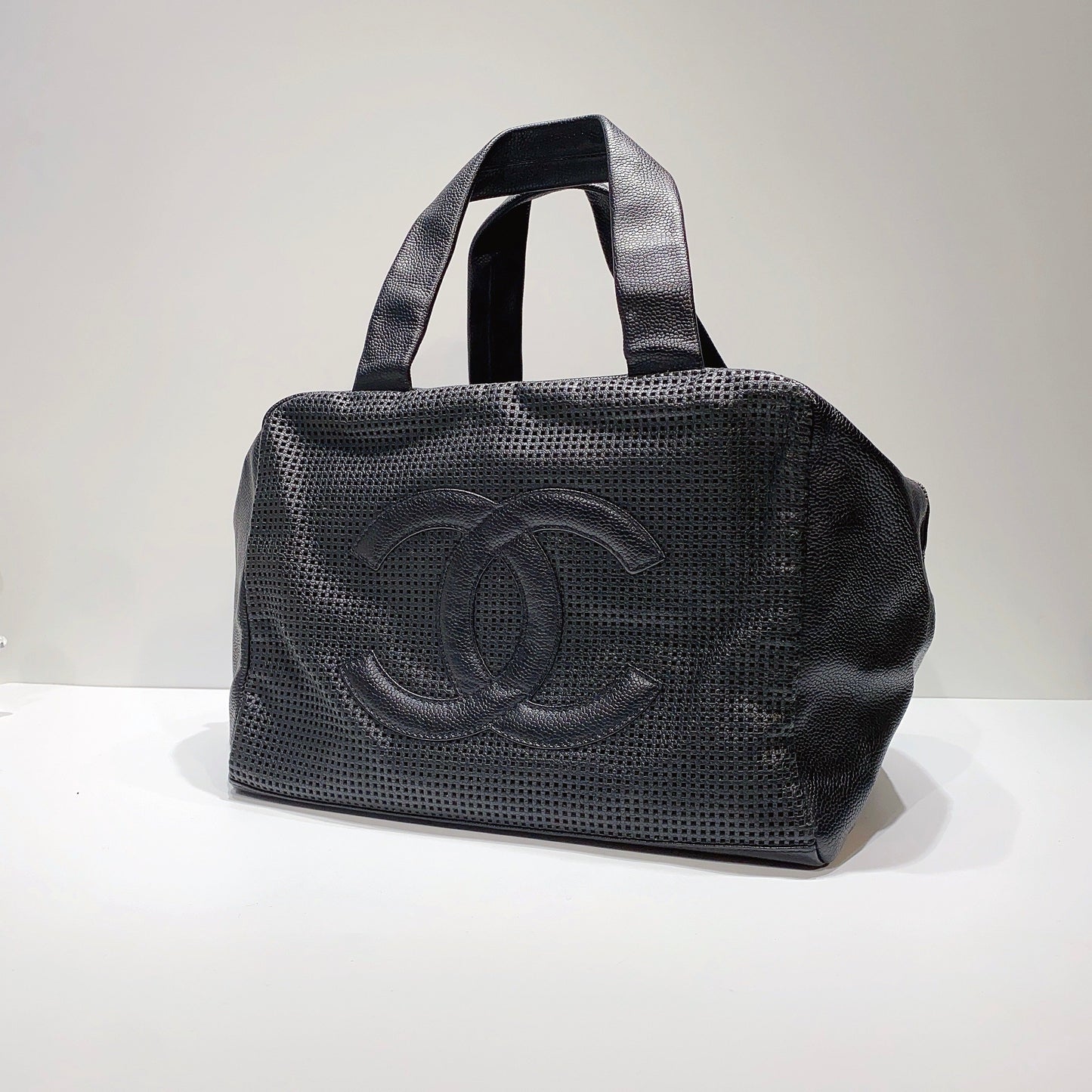 No.3741-Chanel Large Cape Cod Handbag