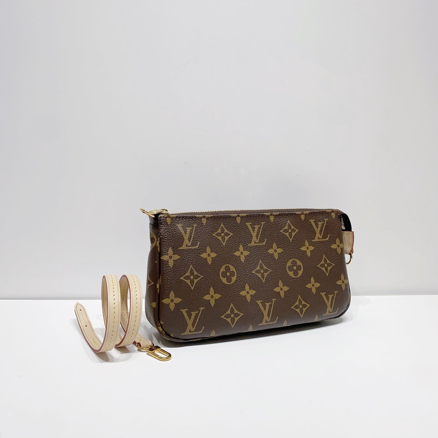 No.001648-5-Louis Vuitton Pochette Accessories (Unused / 未使用品)