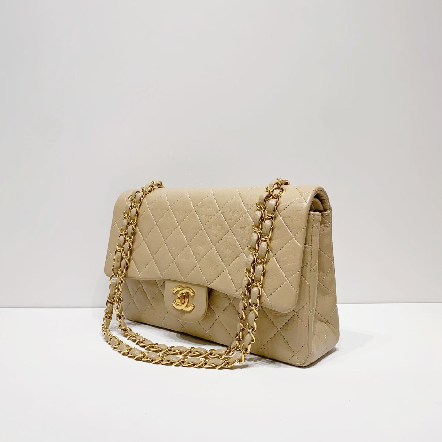No.3159-Chanel Vintage Lambskin Classic Flap Bag 25cm