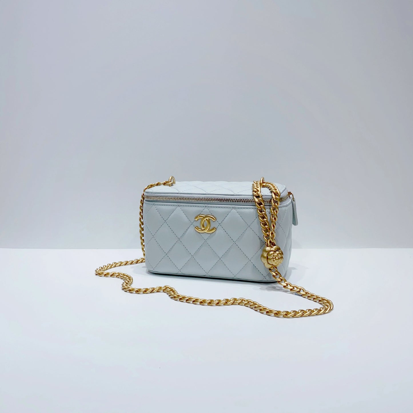 No.3919-Chanel Sweet Camellia Vanity With Chain (Brand New / 全新貨品)