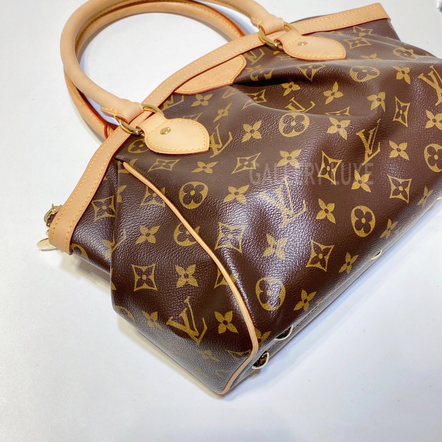 No.001208-Louis Vuitton Tivoli PM