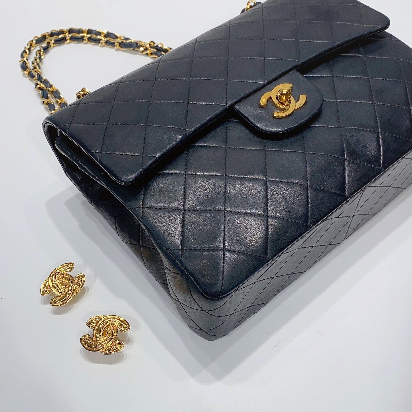 No.001529-1-Chanel Vintage Lambskin Square Classic Flap 25cm