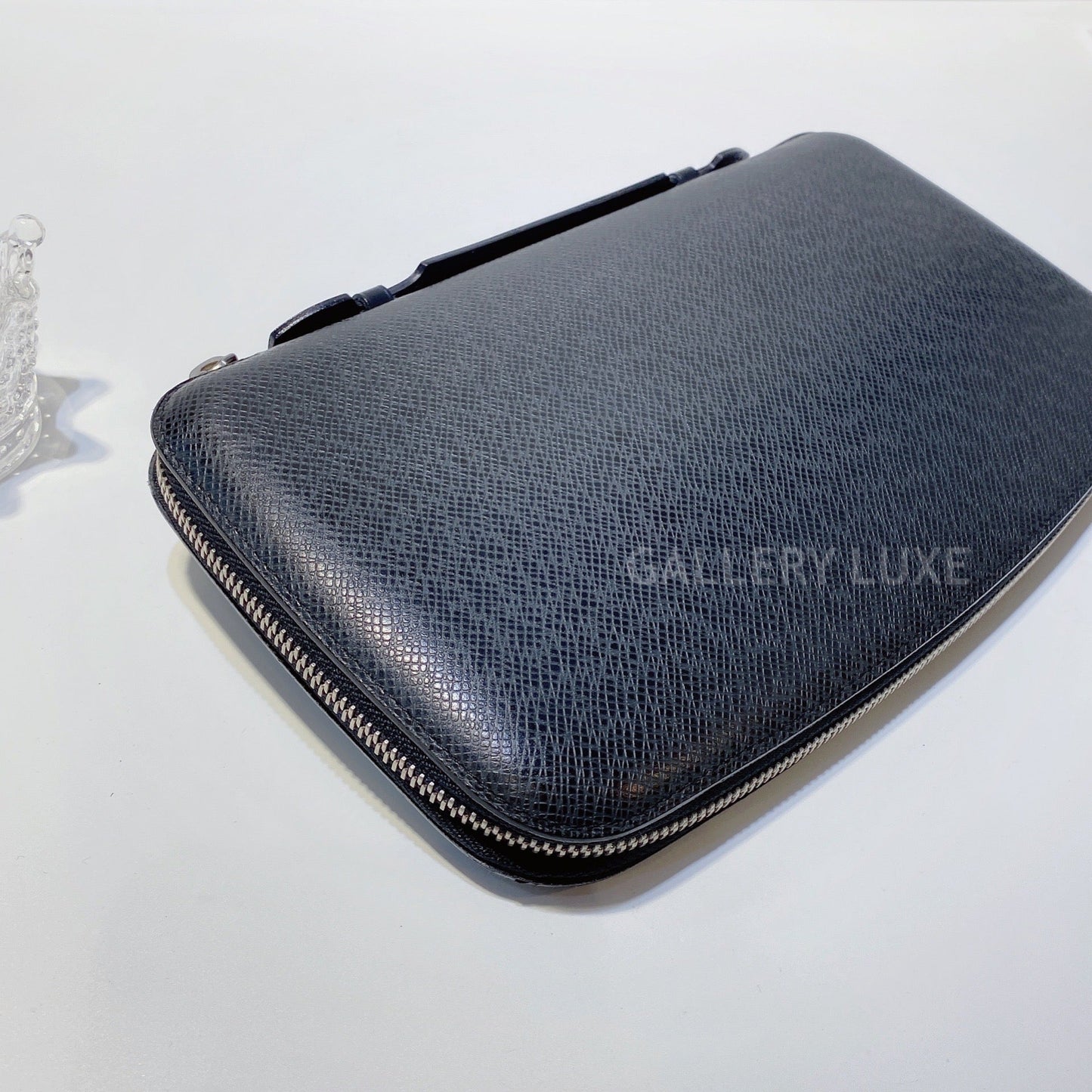 No.001169-3-Louis Vuitton Atoll Travel Clutch