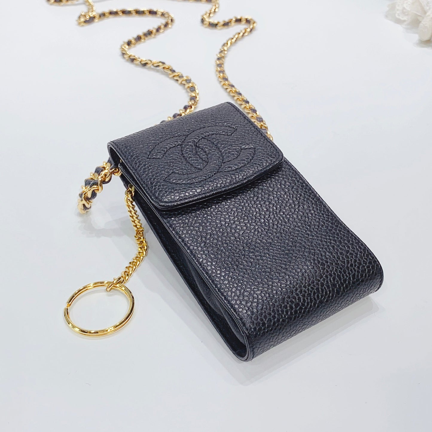 No.3867-Chanel Vintage Caviar Crossbody Key Holder