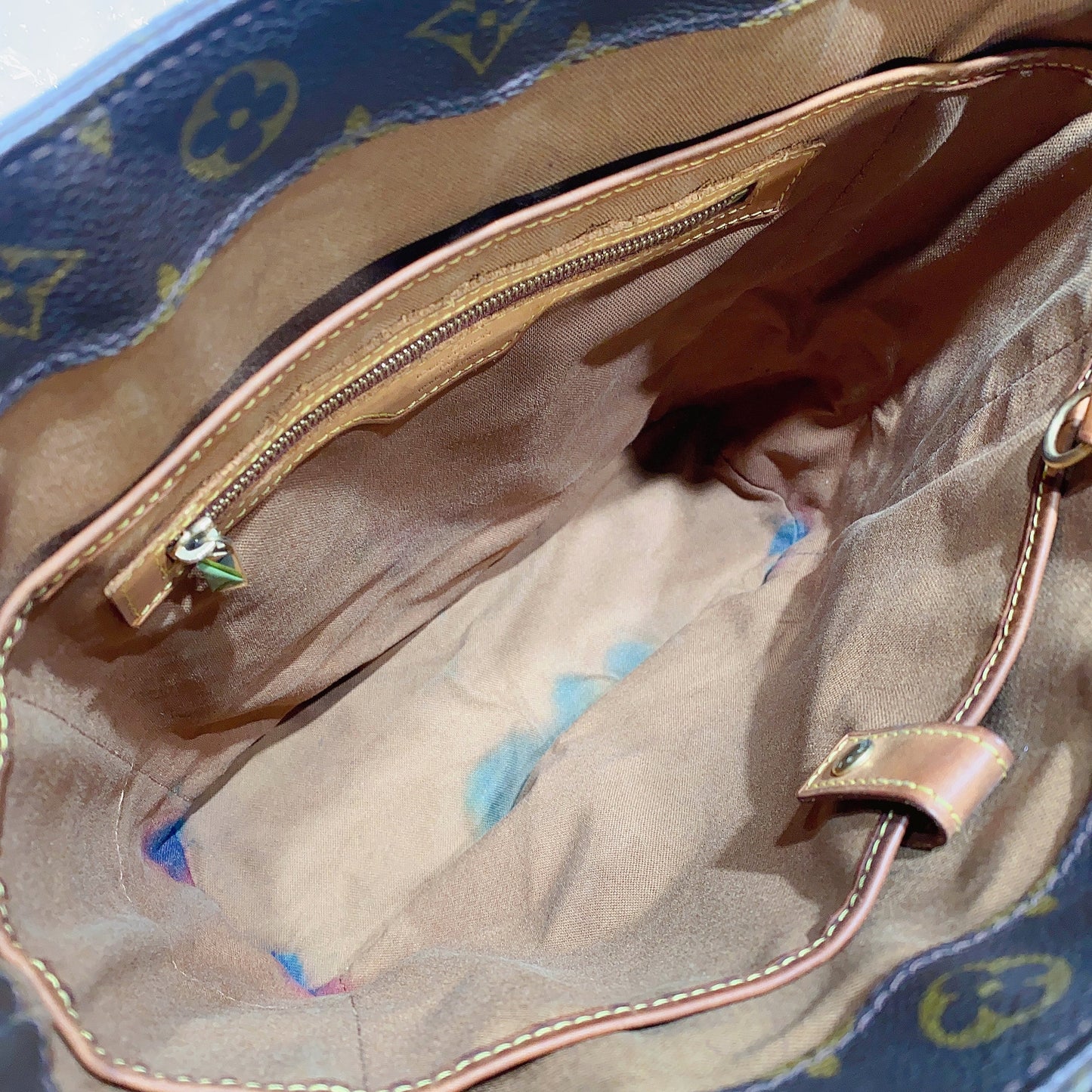 No.2989-Louis Vuitton Vavin GM Tote Bag
