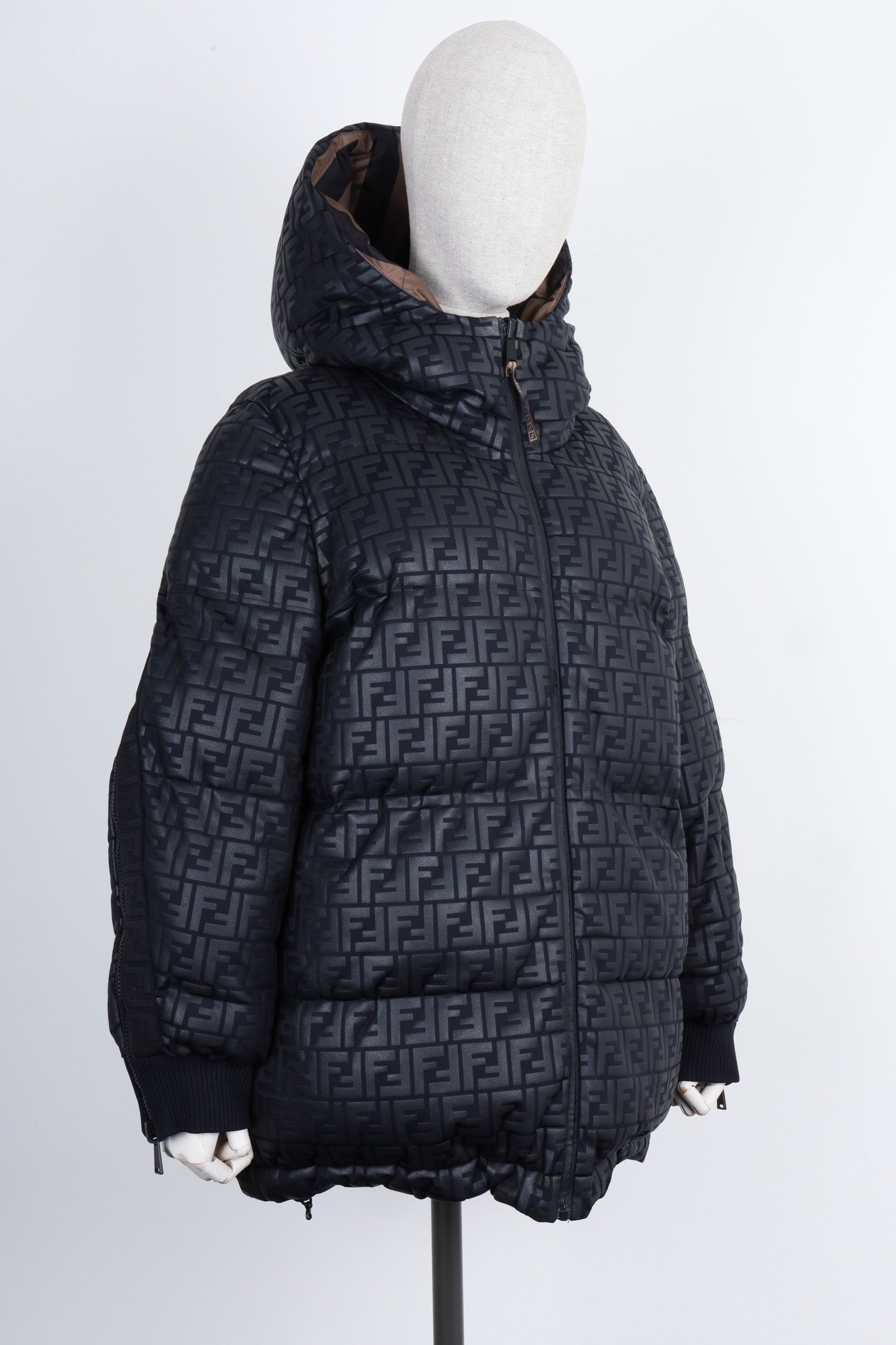 Luxury Fendi Reversible Zipped Sleeves Down Jacket