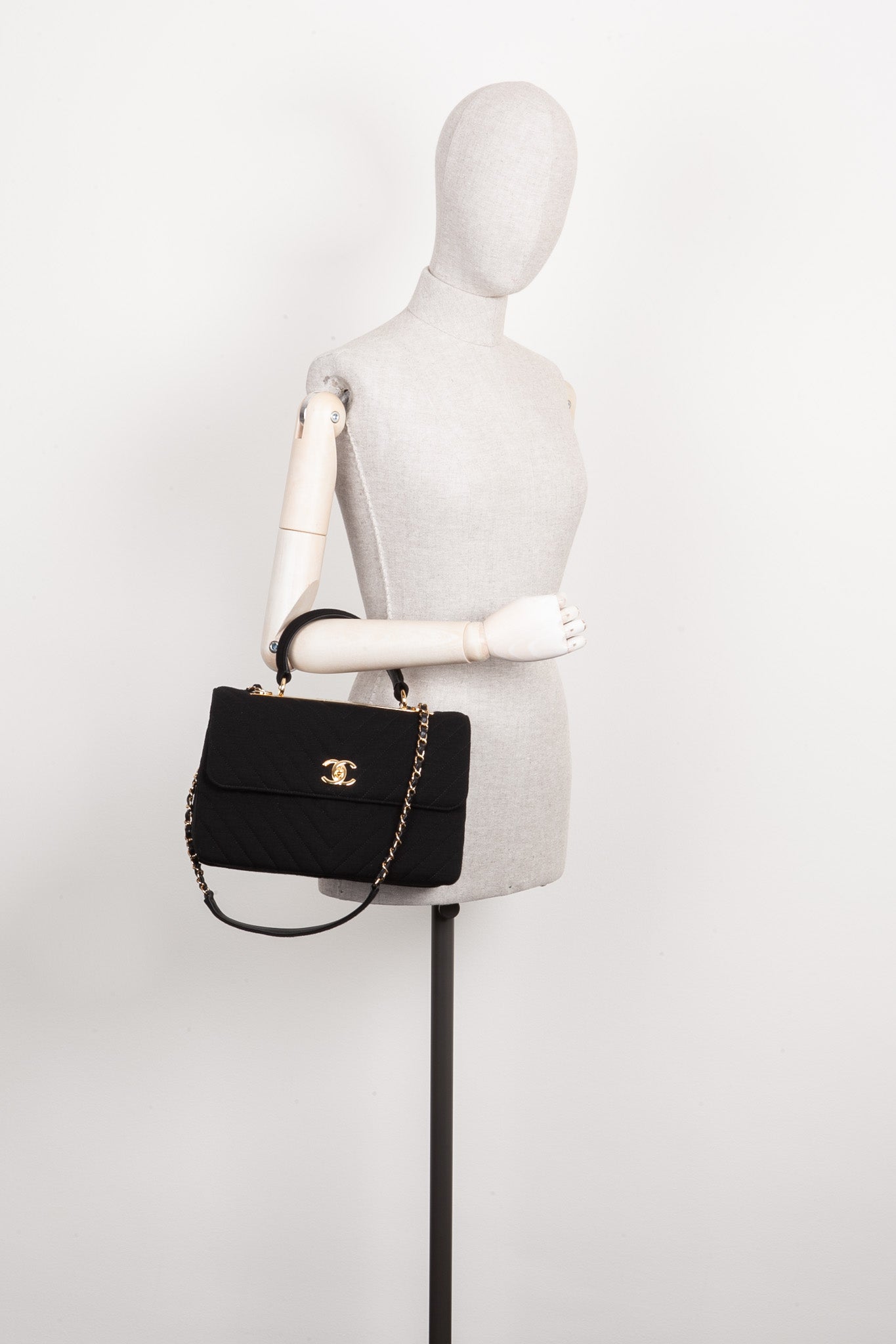 CHANEL Medium Trendy Bag Chevron Jersey Black