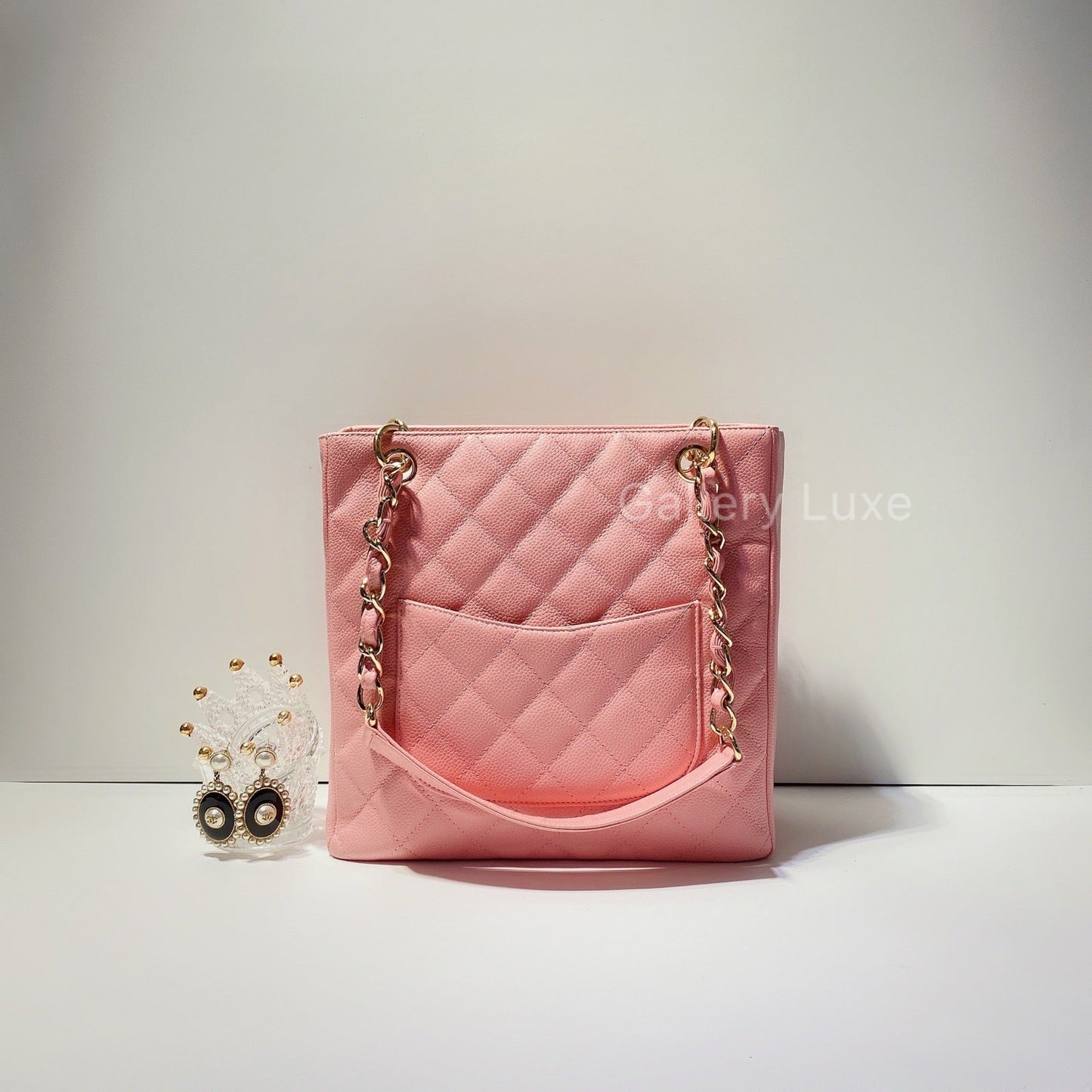 No.2561-Chanel Vintage Caviar PST