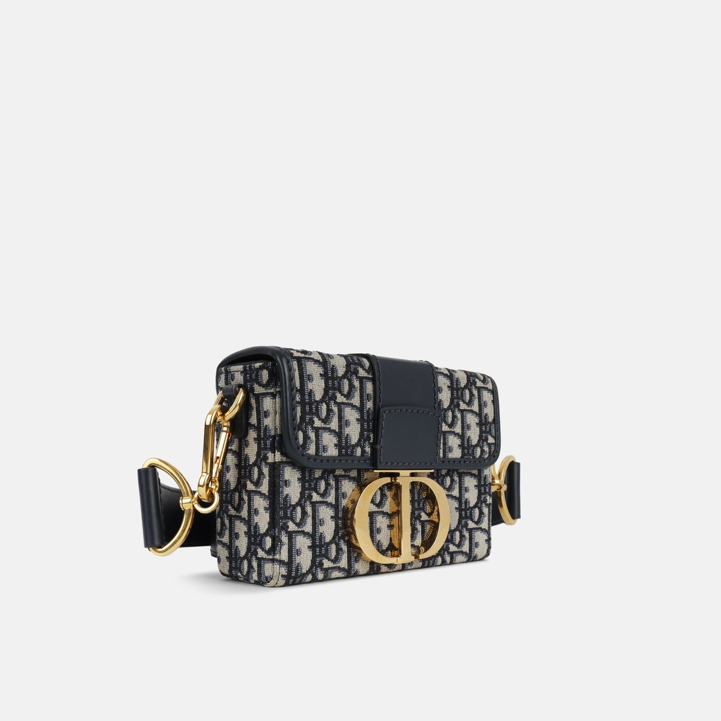 Luxury Dior 30 Montaigne Bag