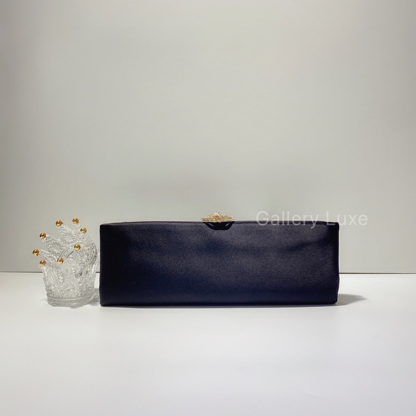 No.2033-Chanel Satin Crystal Camellia Clutch Bag