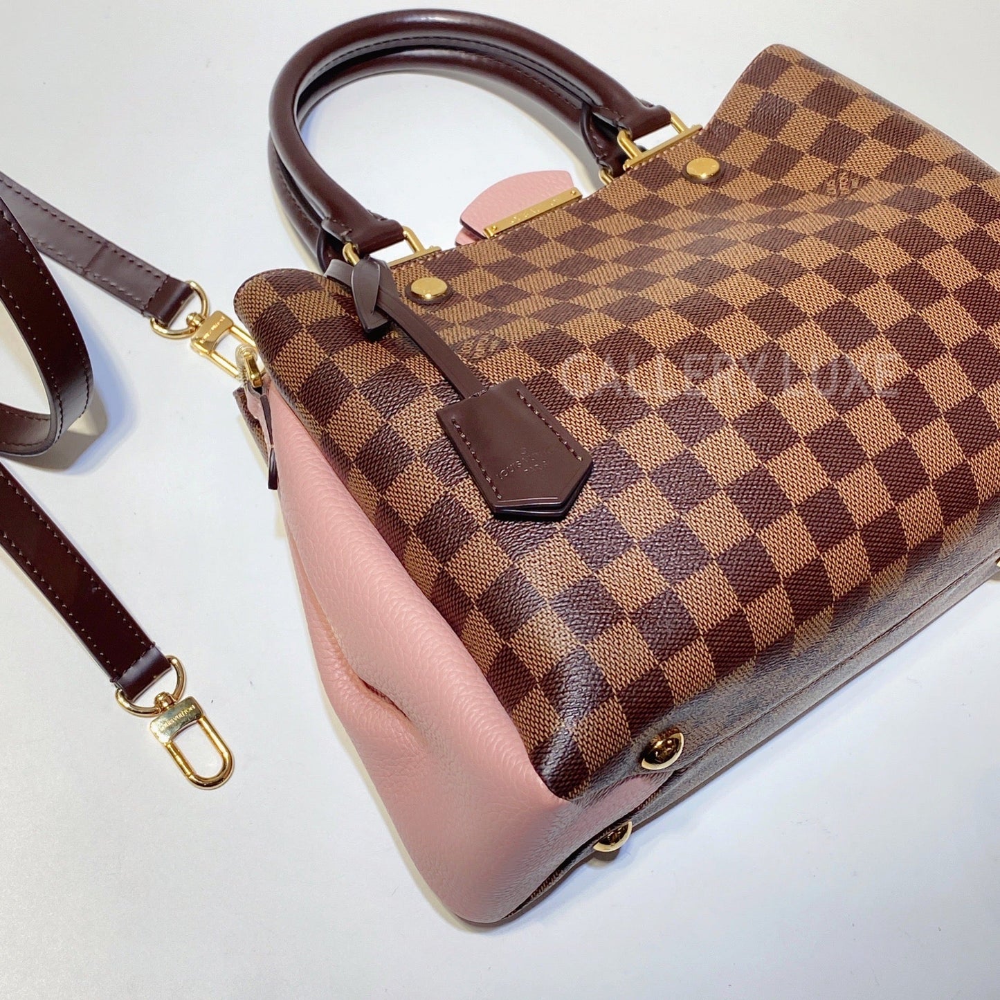 No.3162-Louis Vuitton Magnolia Damier Canvas Brittany Bag