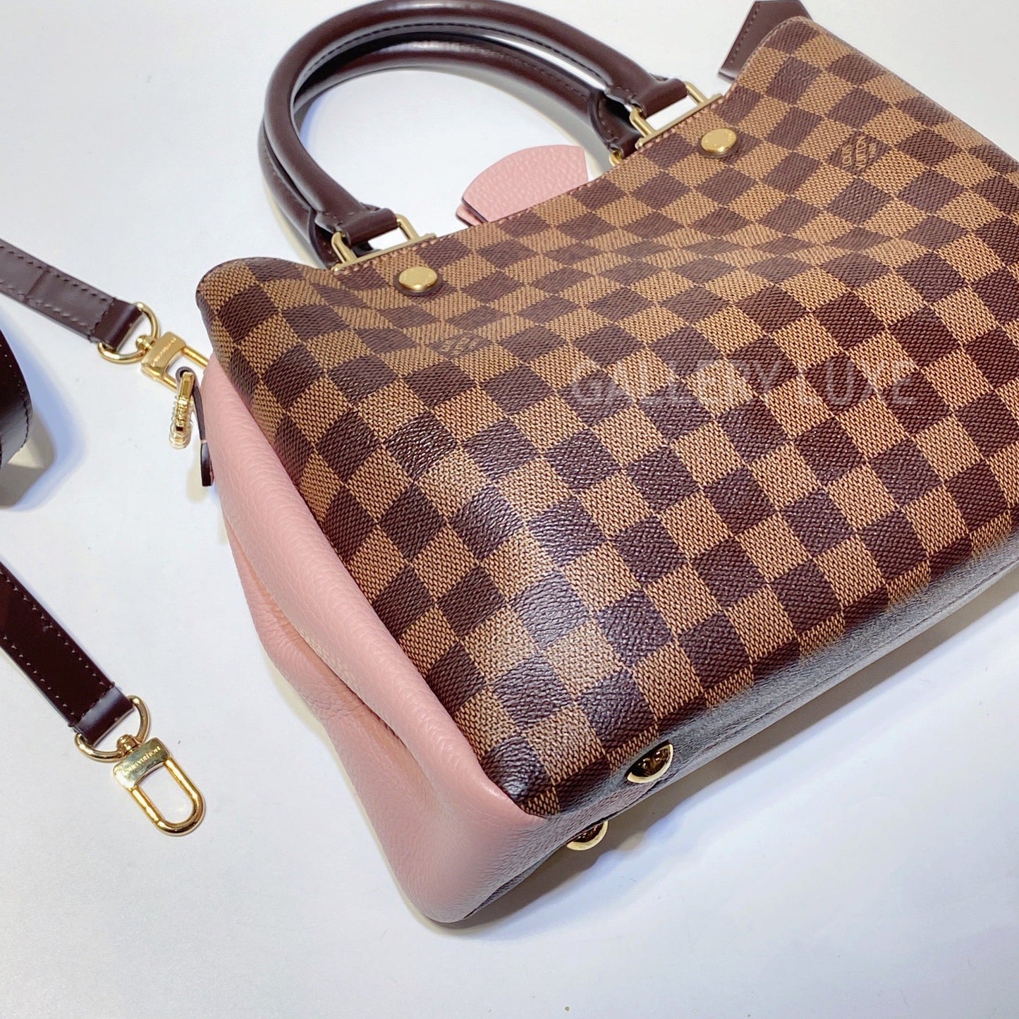 No.3162-Louis Vuitton Magnolia Damier Canvas Brittany Bag