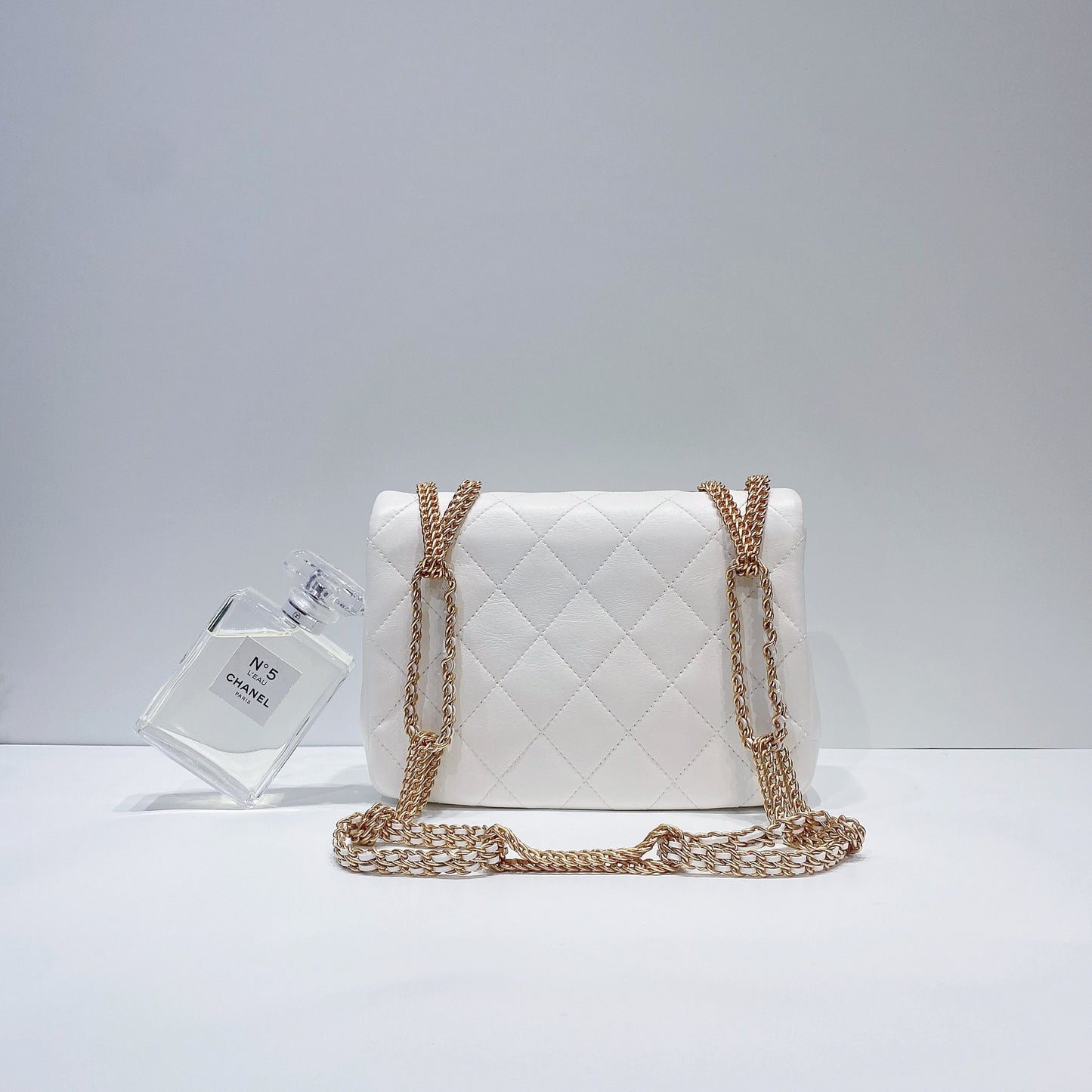 No.3657-Chanel Lambskin Chain to Chain Flap Bag (Unused /未使用品)