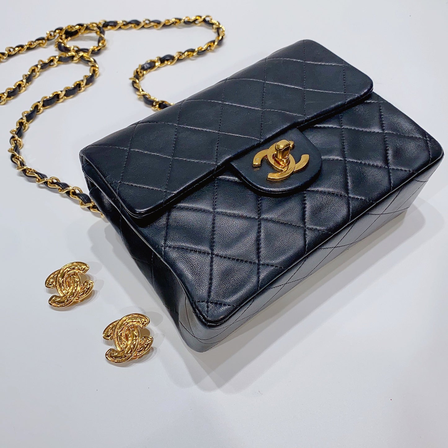 No.3596-Chanel Vintage Lambskin Classic Flap Mini 17cm