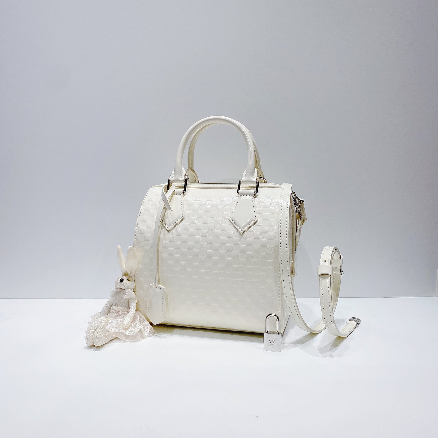 No.001350-Louis Vuitton Damier Facette Speedy Cube Bag