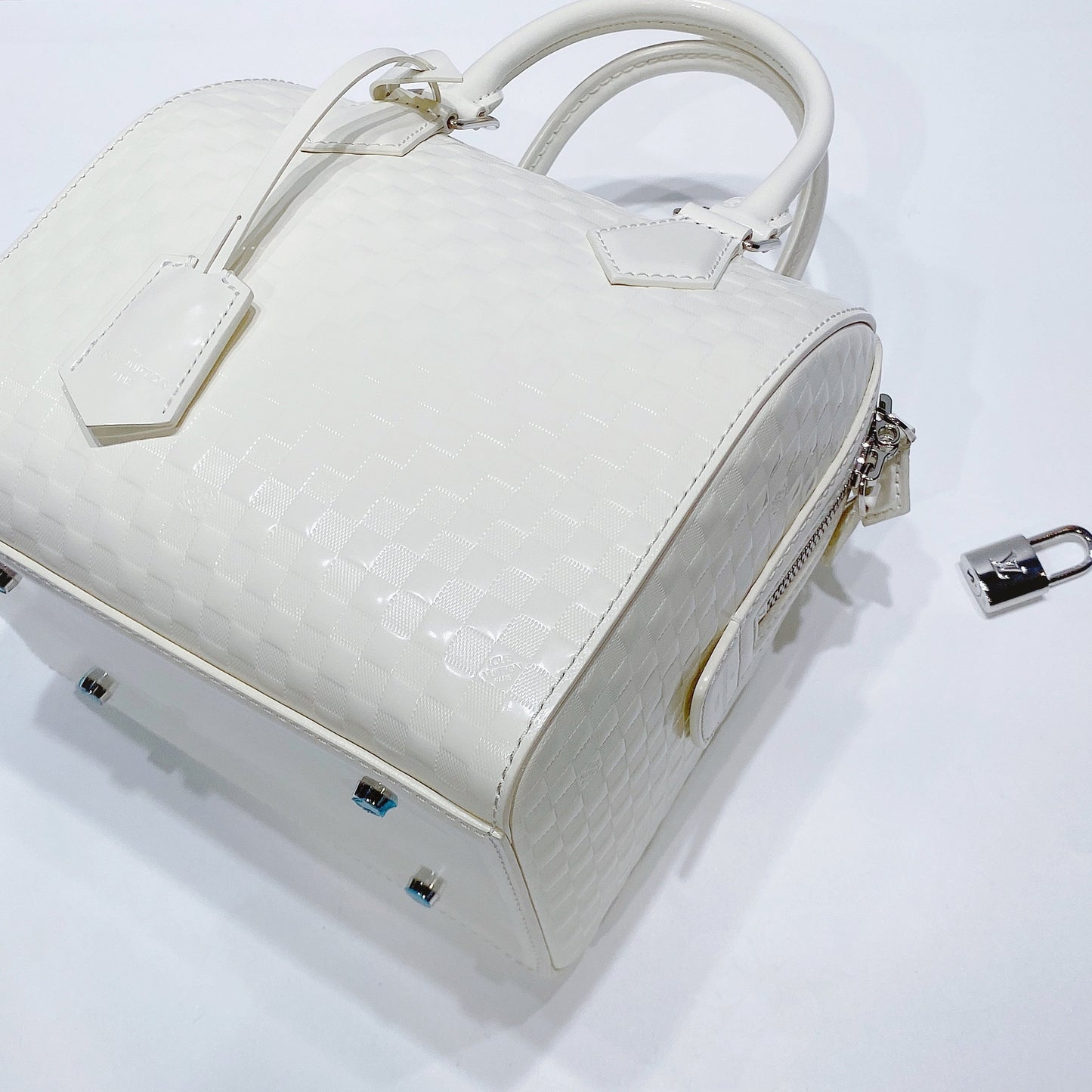 No.001350-Louis Vuitton Damier Facette Speedy Cube Bag
