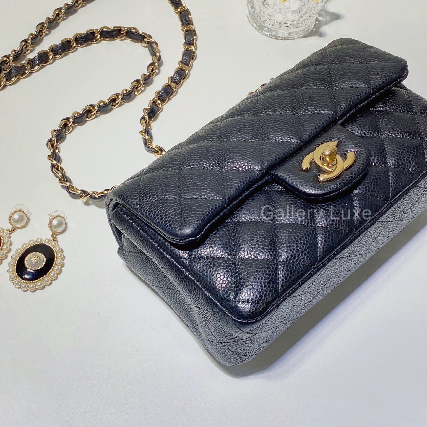 No.2570-Chanel Caviar Classic Flap Mini 20cm